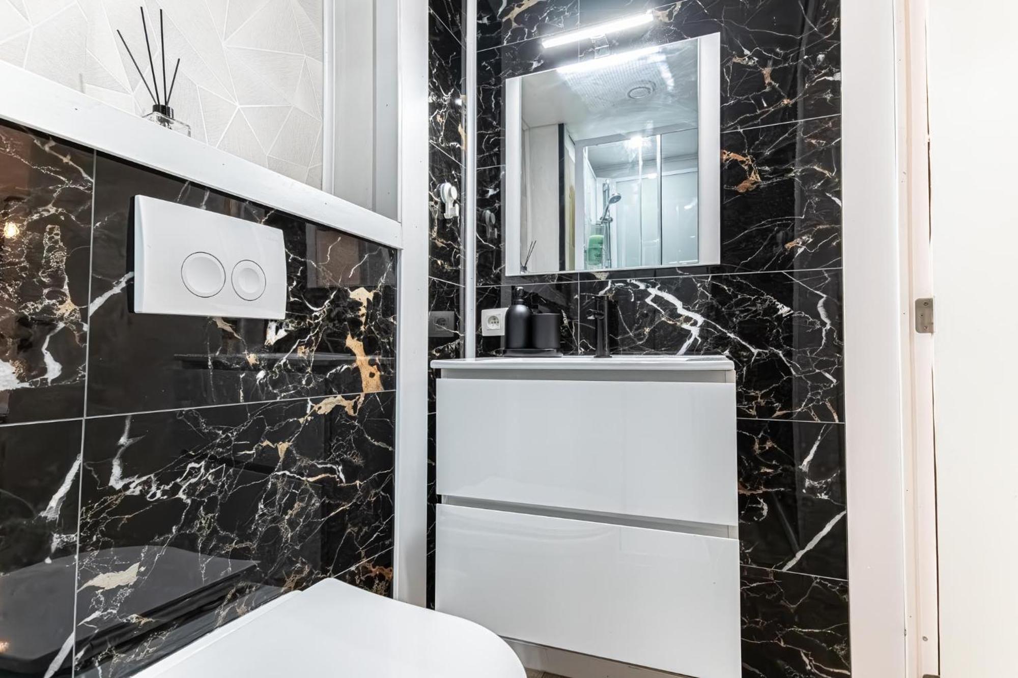 Spacious Shared 5Br Apt In The Heart Of Gent Zewnętrze zdjęcie